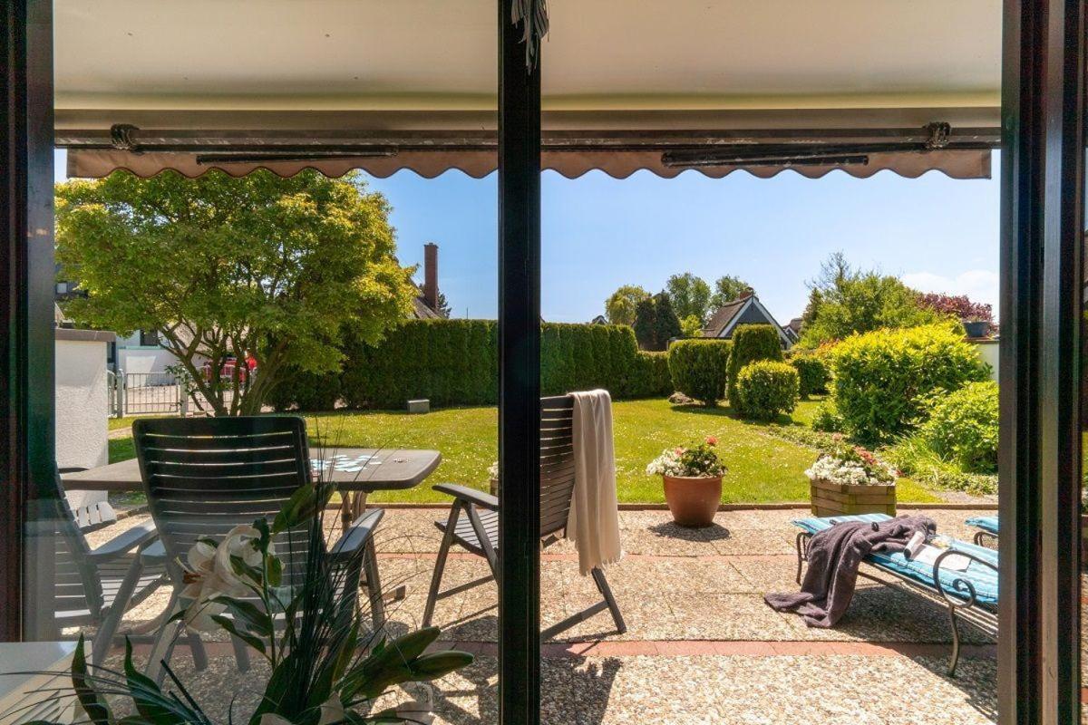 Am-Hohen-Ufer-Reetdach-Haus-Ocean-Breeze-136 Villa Grossenbrode Exterior photo